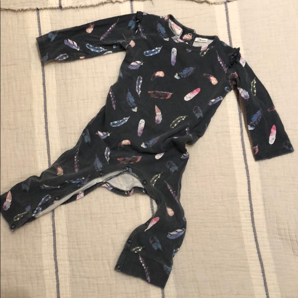 Milky feather print onesie